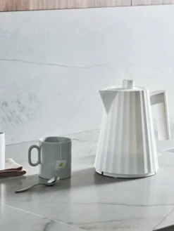 Alessi Plisse vedenkeitin 1 L valkoinen