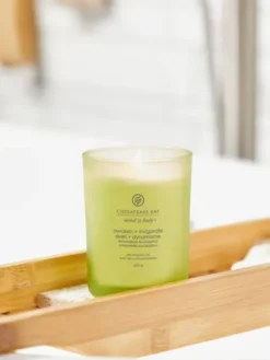 Best Chesapeake Bay tuoksukynttilä Awaken & Invigorate M