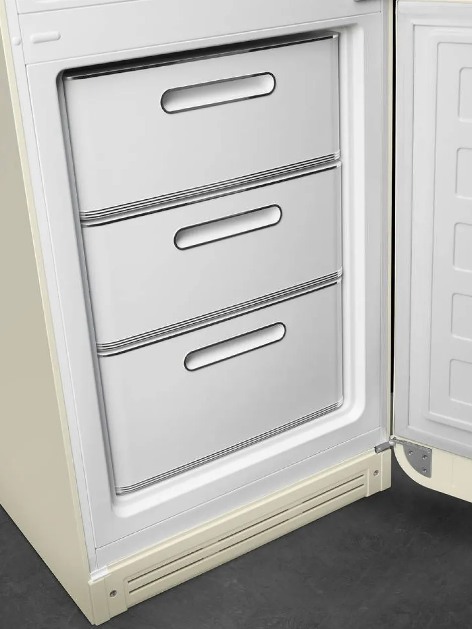 Best Smeg retrojääkaappipakastin FAB32RCR5 kerma, oikea